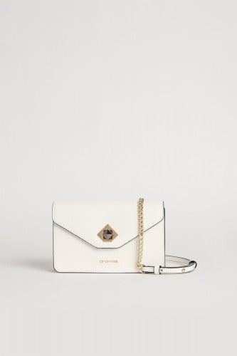 حقيبة كروميا