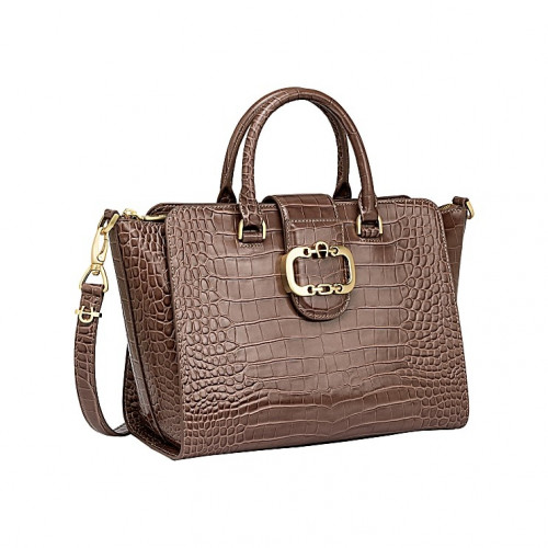 حقيبة آيجنر - وسط