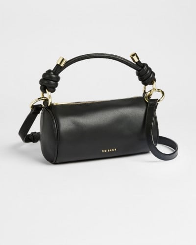 حقيبة تيد بيكر