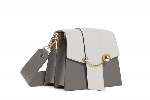 حقيبة ستراثبيري