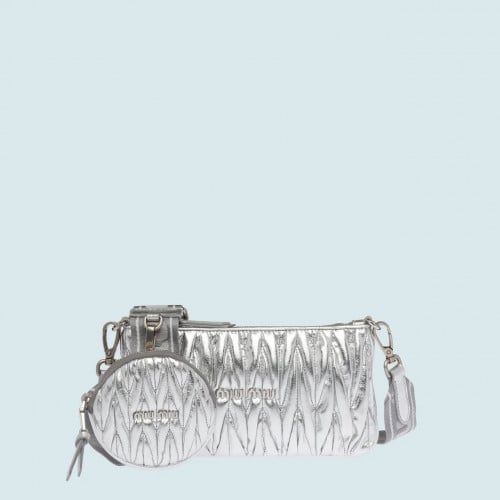 حقيبة ميو ميو