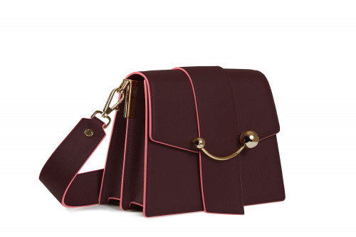 حقيبة ستراثبيري