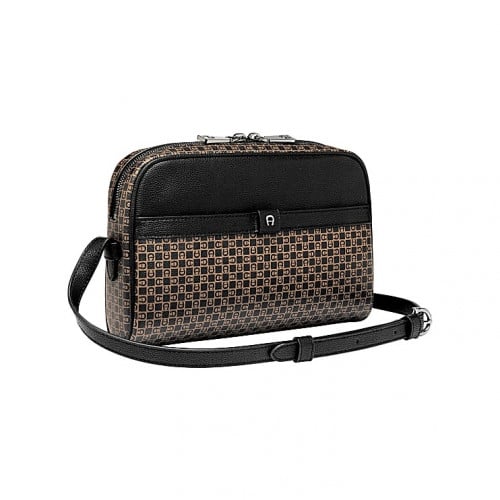 حقيبة آيجنر