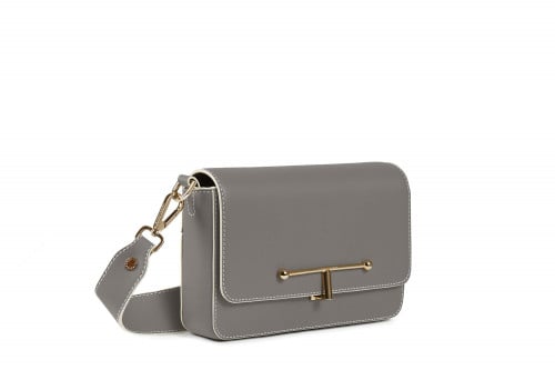 حقيبة ستراثبيري