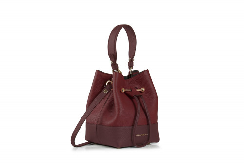 حقيبة ستراثبيري