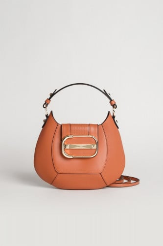 حقيبة كروميا