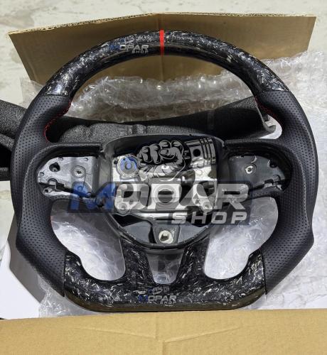 طارة فورجد كاربون فايبر - خياطة حمراء