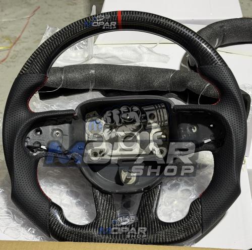 طارة كاربون فايبر خياطة حمراء