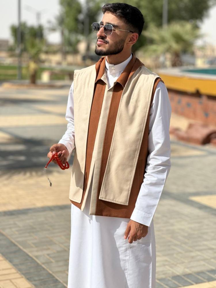 سديري جوخ لون بيج فاتح - جملي مع شال