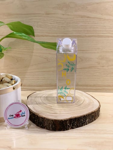 علبة بلاستيك