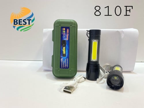 كشاف يدوي بعدسة بؤرية ولمبة جانبية