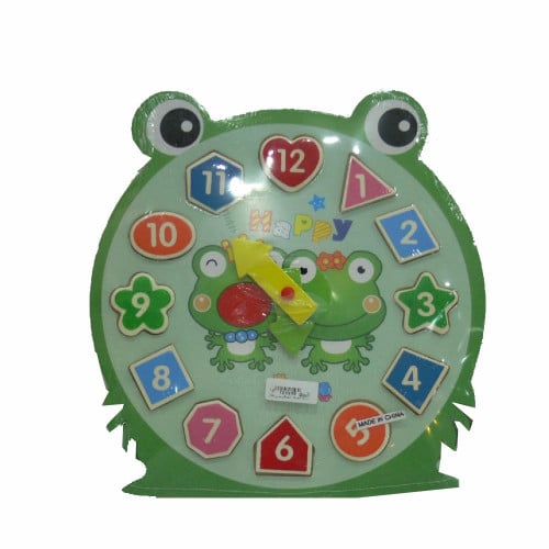 ساعة دائرية من الخشب بعيون