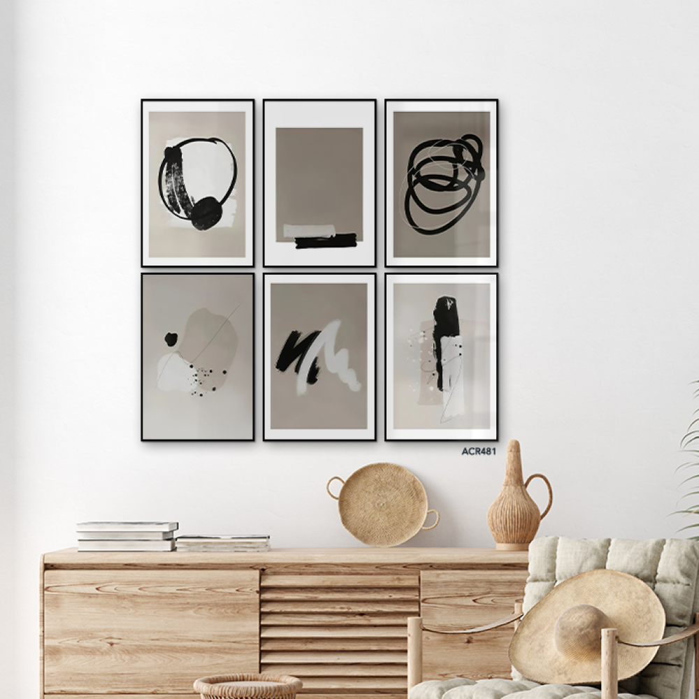 لوحة جدارية اكريليك مقسمة إلى أشكال وخطوط الوان