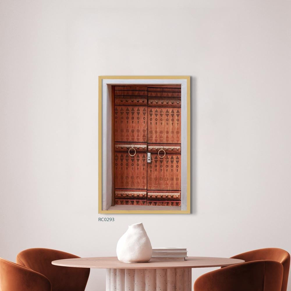 لوحة جدارية كانفس باب خشب تراثي وزخارف