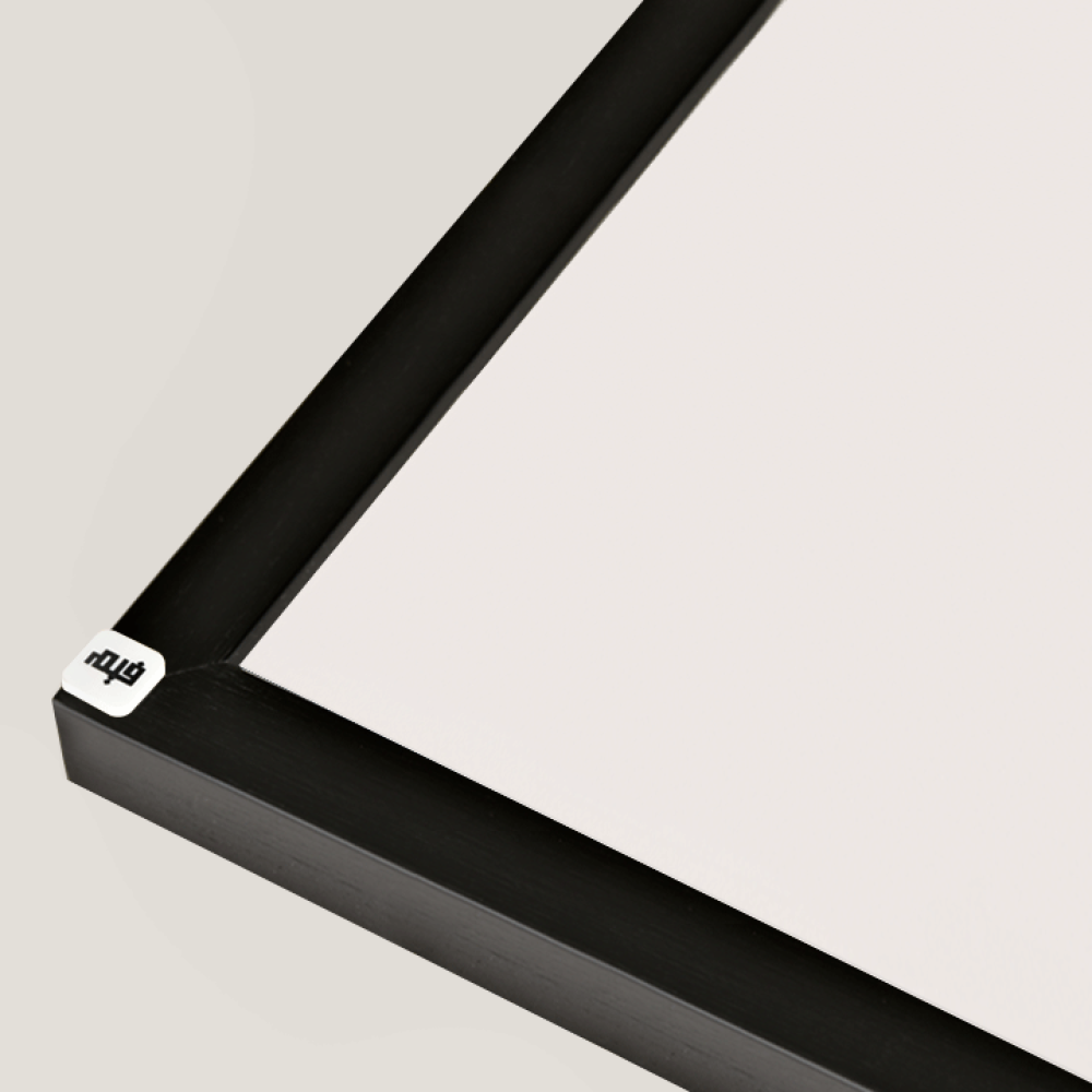 لوحة جدراية تصور الة قهوة كبيرة واشخاص بتدرجات الاسود والابيض