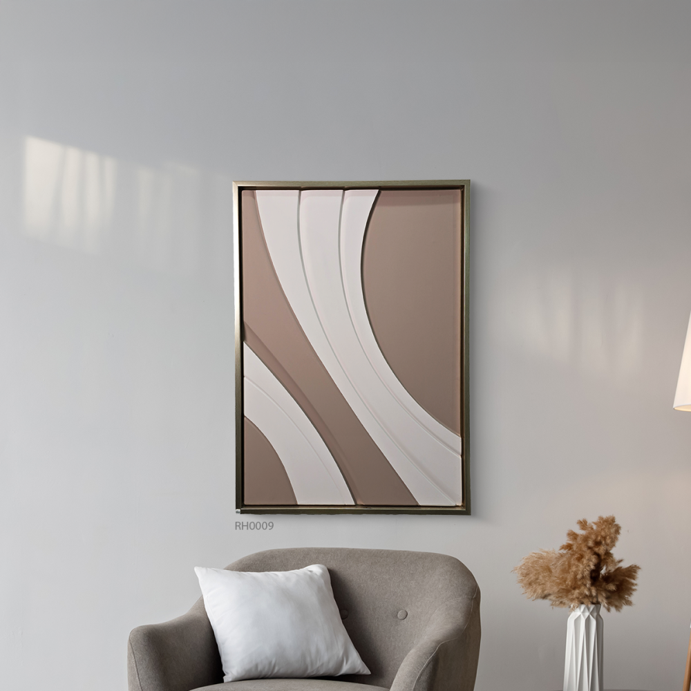 لوحة جدارية فنية طولية بتصميم تجريدي ثلاثي الأبعاد يعتمد على طبقات منح