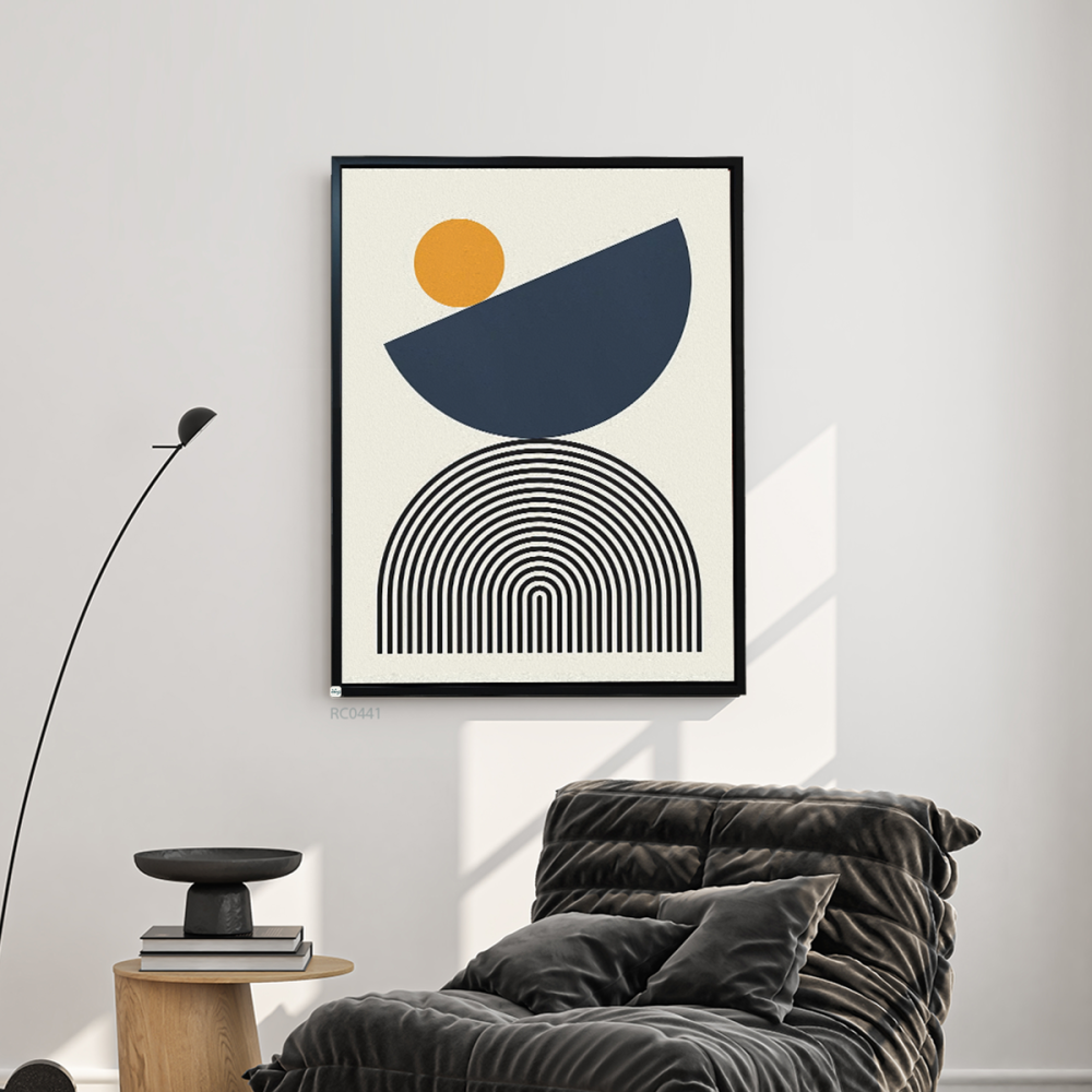 لوحة جدارية كانفس تصور اشكال هندسية واقواس بتدرجات الكحلي والاصفر