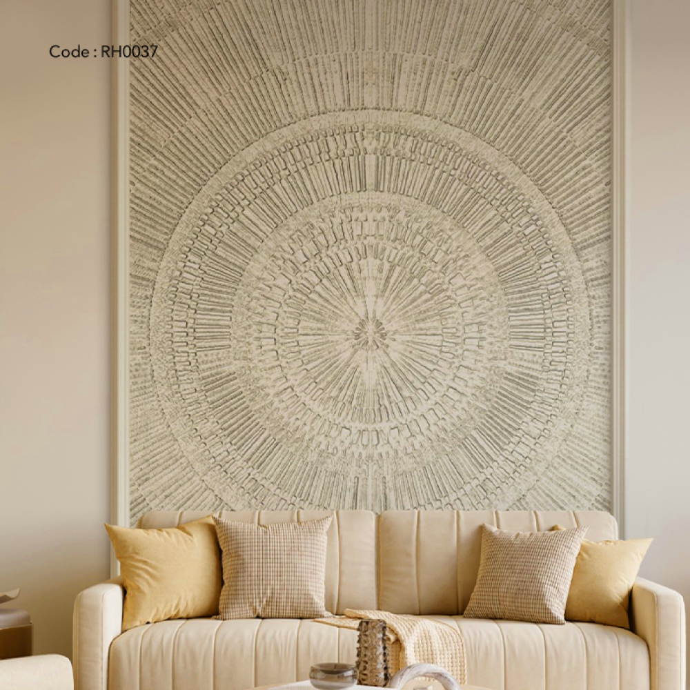 جدارية خشبية بأسلوب نحتي بتصميم دائري مركزي