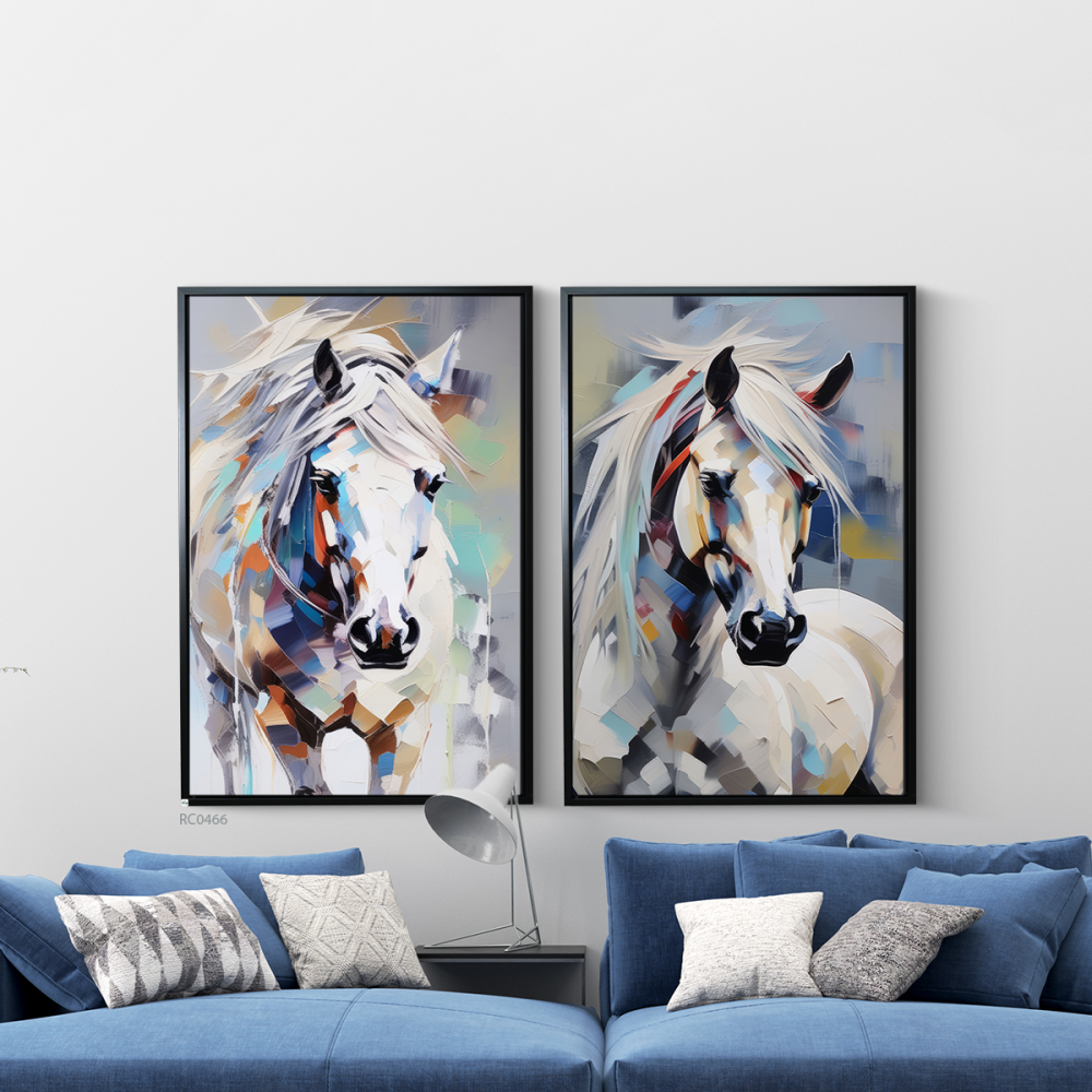 لوحة جدارية كانفس تصور خيل تدرجات الابيض والازرق والرمادي