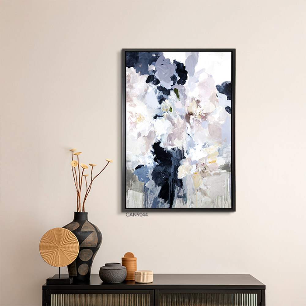 لوحة فنية جدارية كانفس ، ورد وتداخل ألوان - تدرجات الأزرق والرمادي مع البيج والأبيض - فن تجريدي