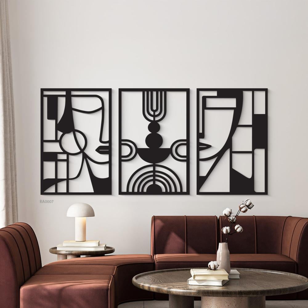 مجموعة من اللوحات الجدارية الاكريليك بتصميم وجوه واشكال هندسية متداخلة