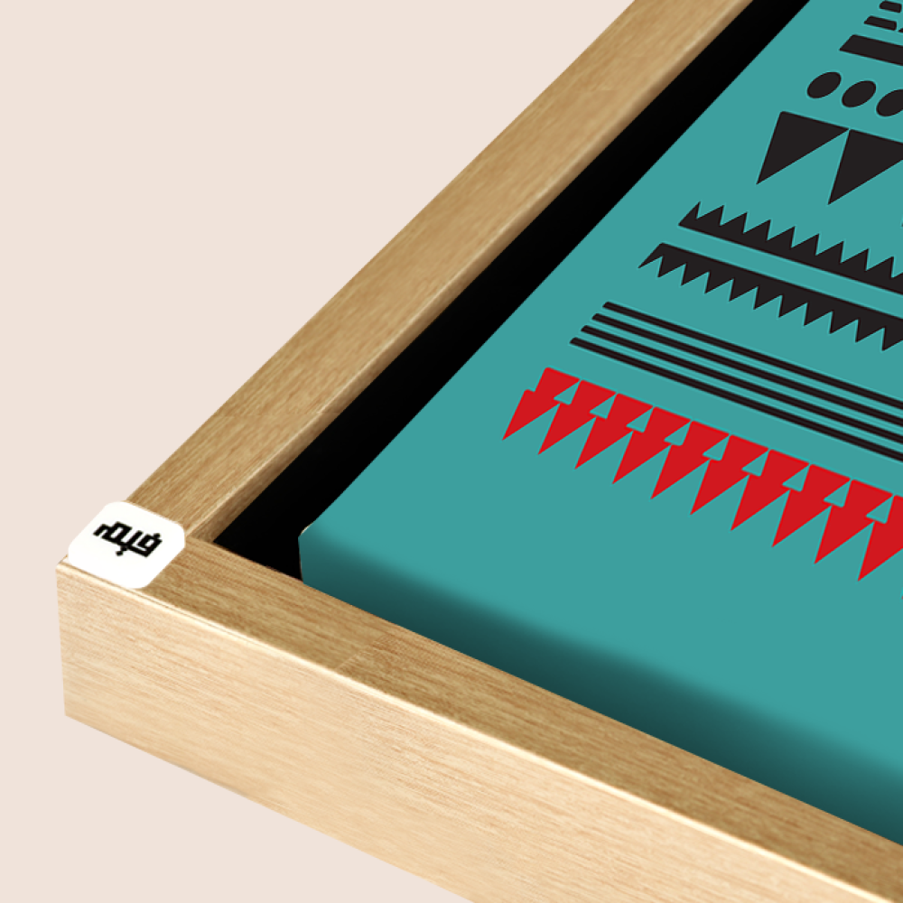 لوحة جدارية كانفس مقسمة زخارف ونقوش تيفاني والأحمر مع الأسود والبيج الفاتح