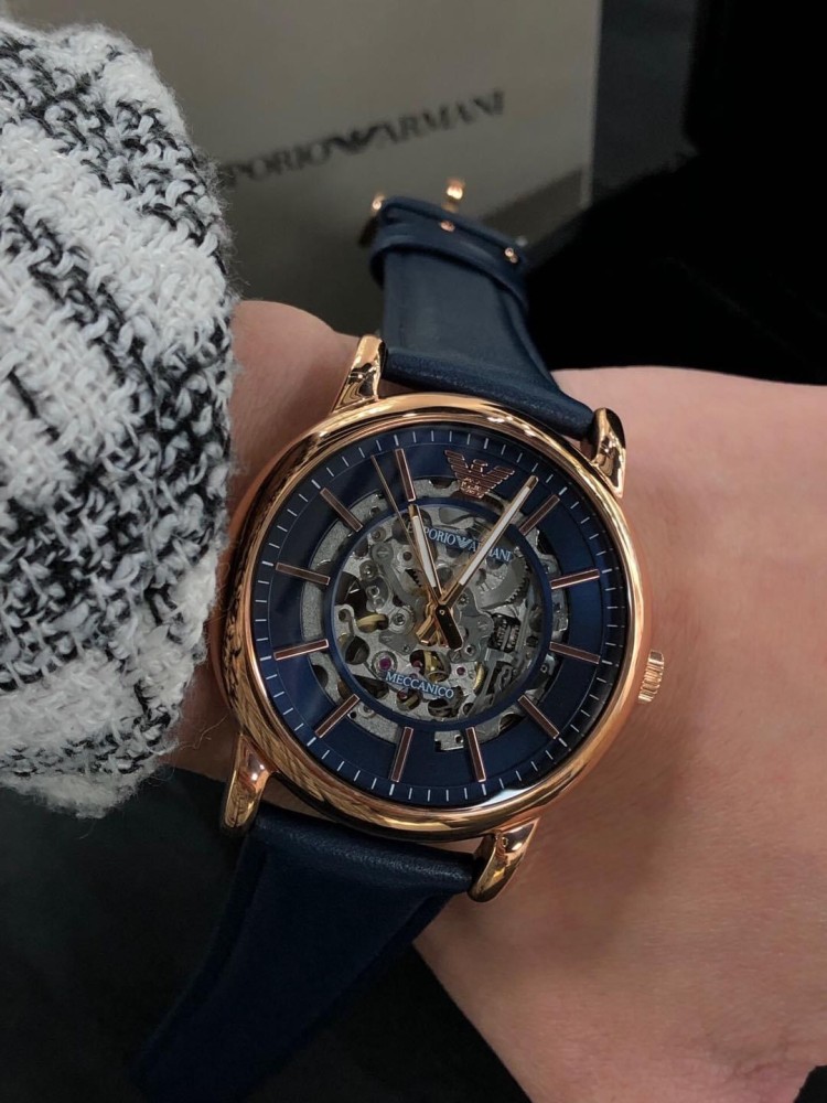 ساعة emporio armani