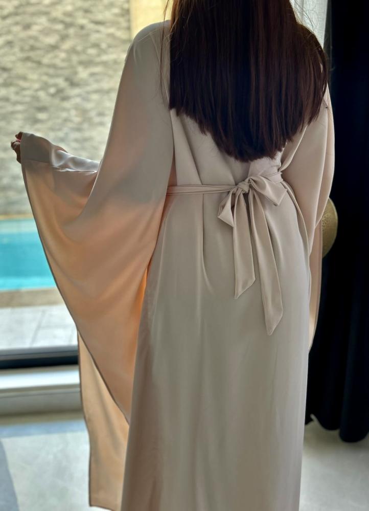 جلابيه ناعمه مشغولة