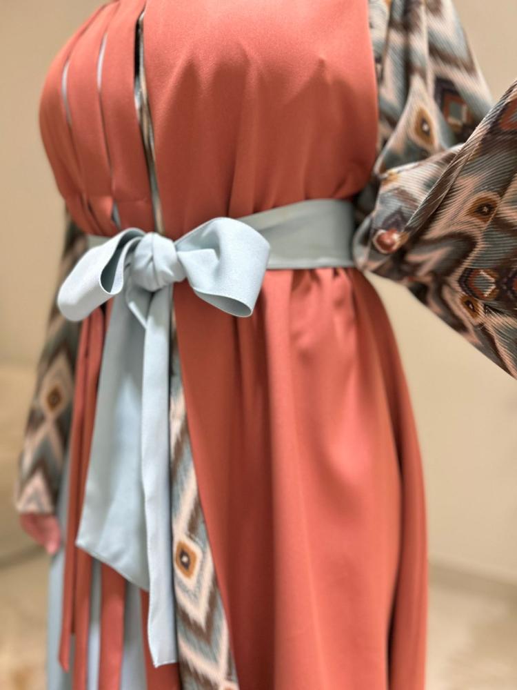 جلابية  بألوان متداخلة