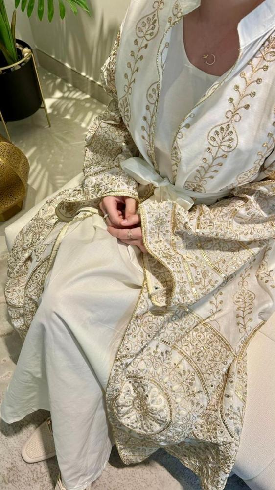 جلابيه كويتي مشغوله