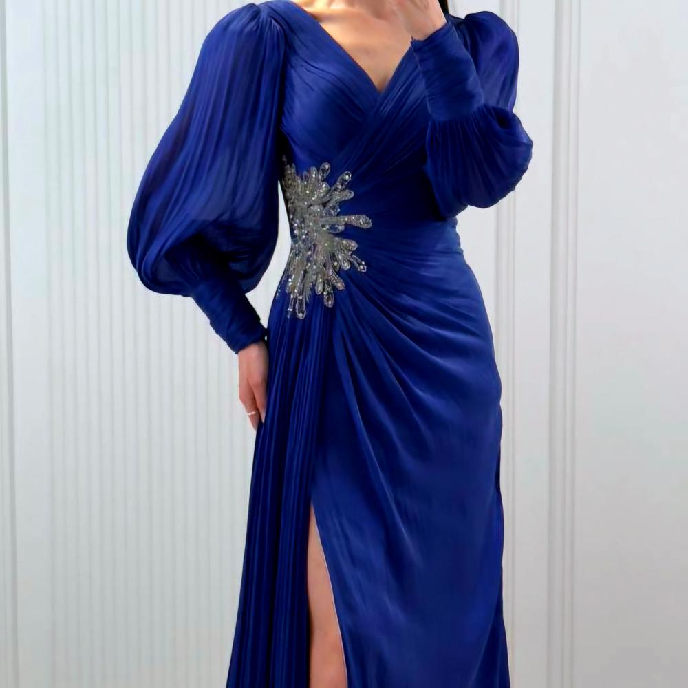 فستان سهرة بكم طويل