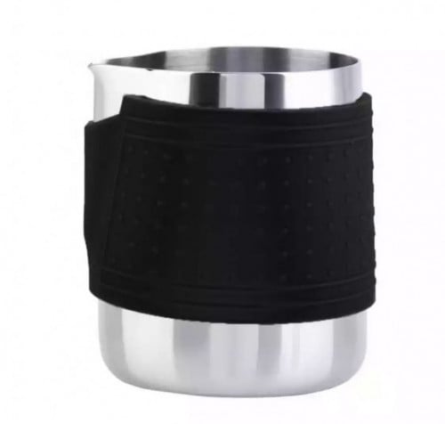 بتشر حليب مع ربله سوداء لسهولة التمكن من الرسم 350 مل