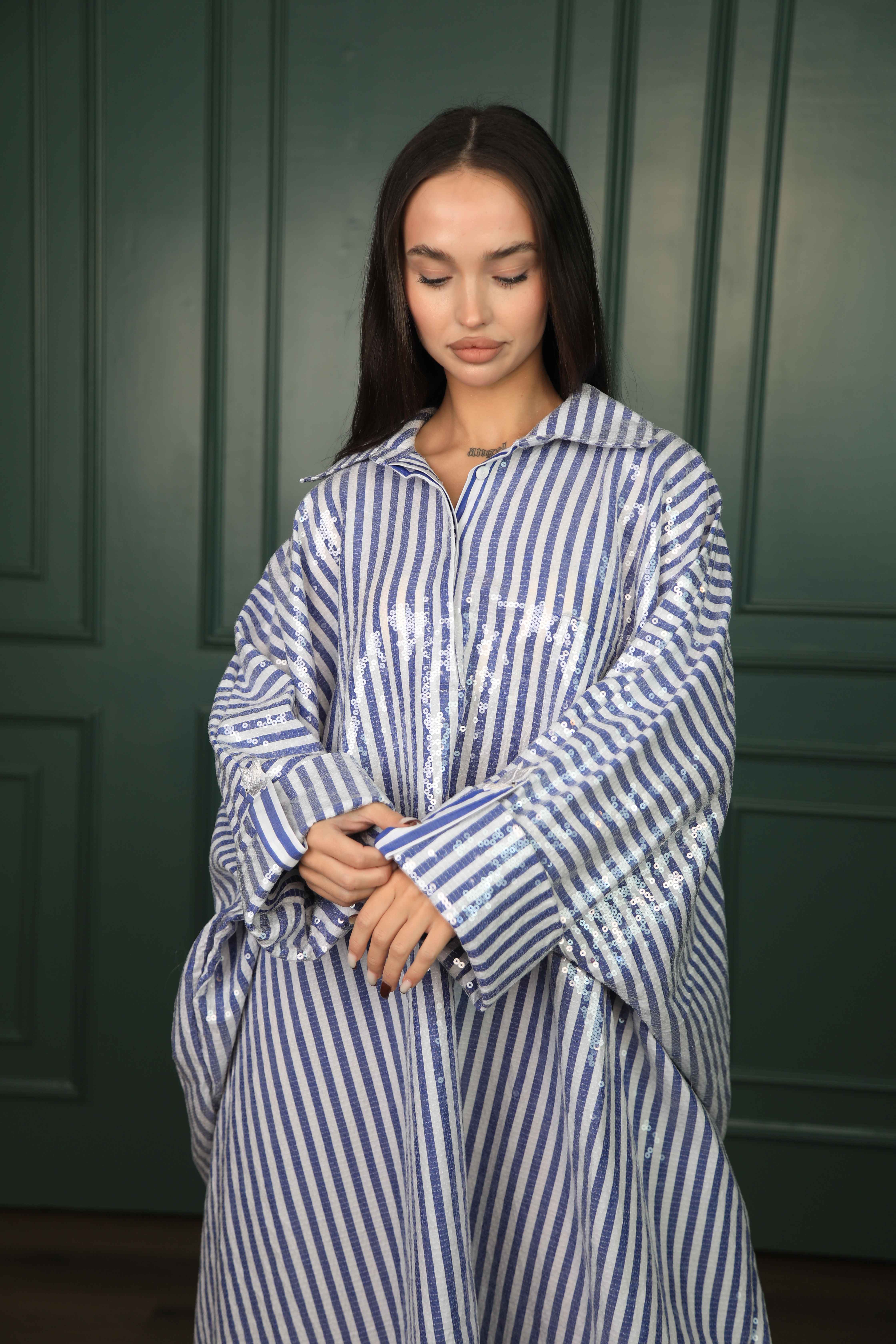 ثوب ازرق قطن ترتر شفاف