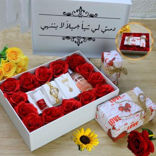 هدايا نسائية راقية بمجموعة إكسسوارات عصرية أنيقة م...