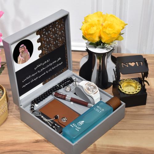 هدايا العيد طقم رجالي مع عطر تصميم انيق مديل NM-45...