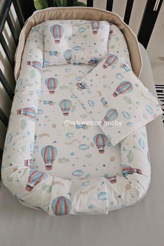 سرير متنقل /مخدة راس /حقيبه صغيره لاغراض البيبي