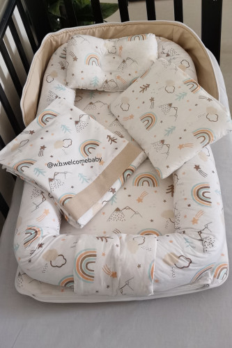 سرير متنقل/مخده راس /حقيبه صغيره /لحاف