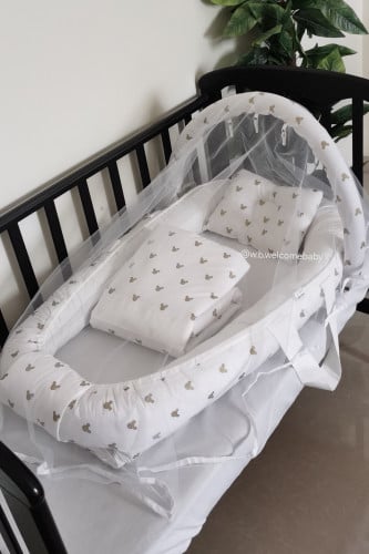 طقم سله (سله/مخده راس /لحاف /ناموسيه وتعليقه العاب)