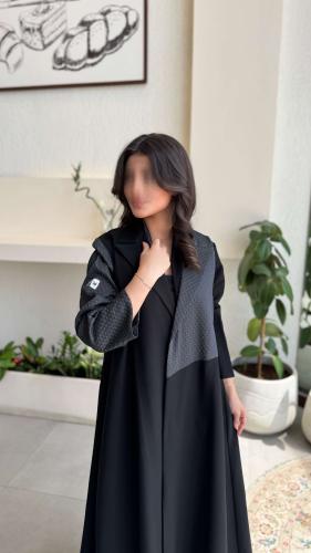 عبايه كتان مع تدخيلات عش النحل ORa 104