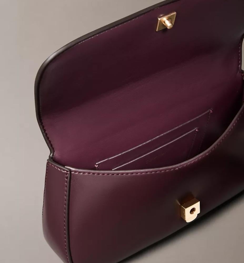 كالفن كلاين | Calvin Klein