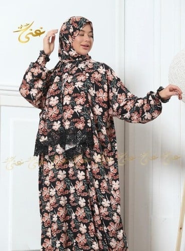 ملابس صلاة غنى حجاب مورد