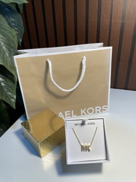 عقد مايكل كورس Mk