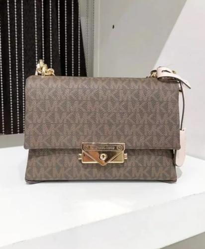 شنطه مايكل كورس