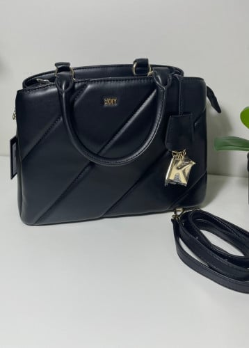 شنطه دكني اسود وسط