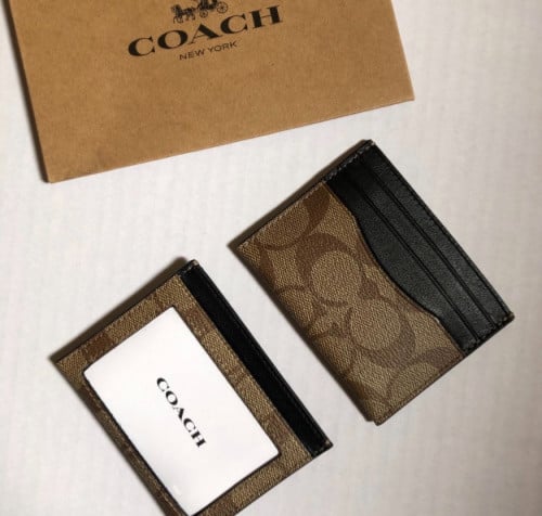 كارد هولدر كوتش