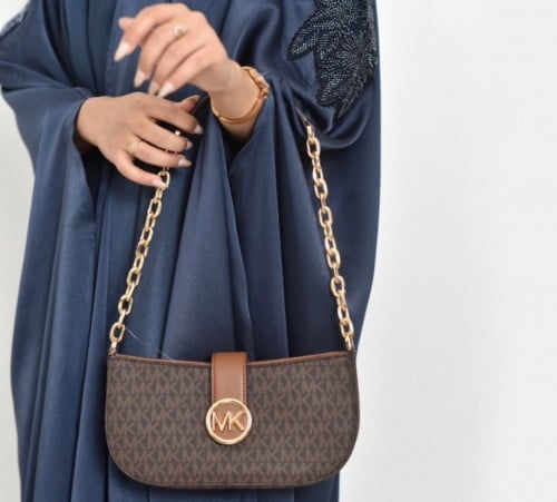 شنطه مايكل كورس