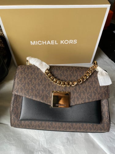 شنطه مايكل كورس