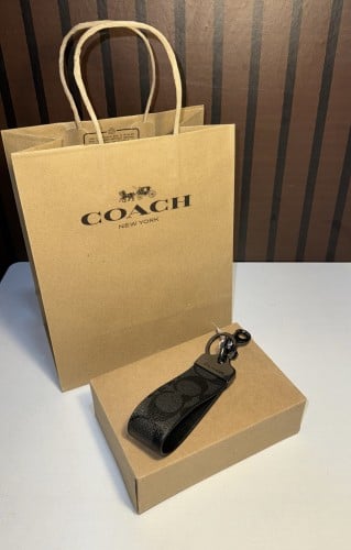 ميداليه كوتش اسود