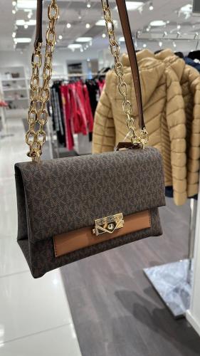 شنطه مايكل كورس بني