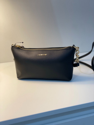 شنطه كالفن كلاين